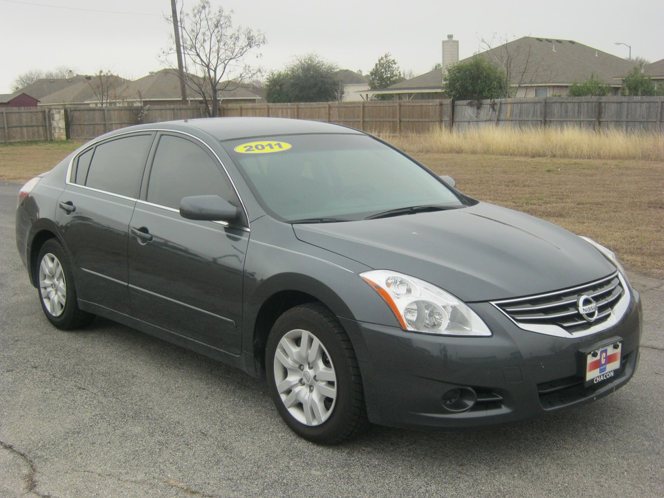 2011 nissan altima