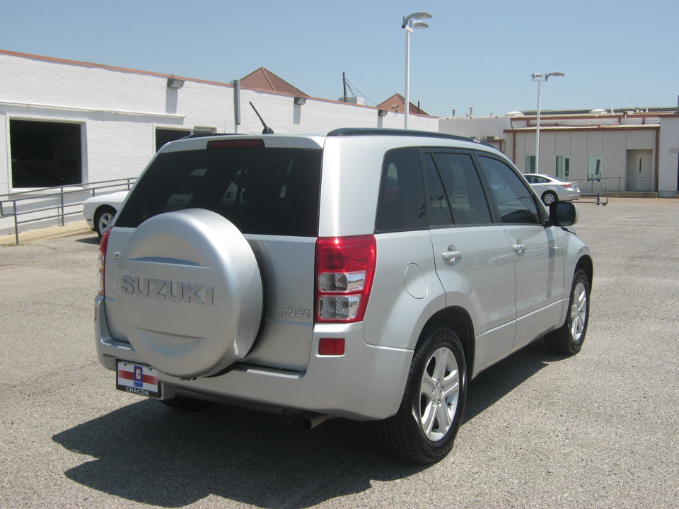 2008 Suzuki Grand Vitara Luxury 2WD