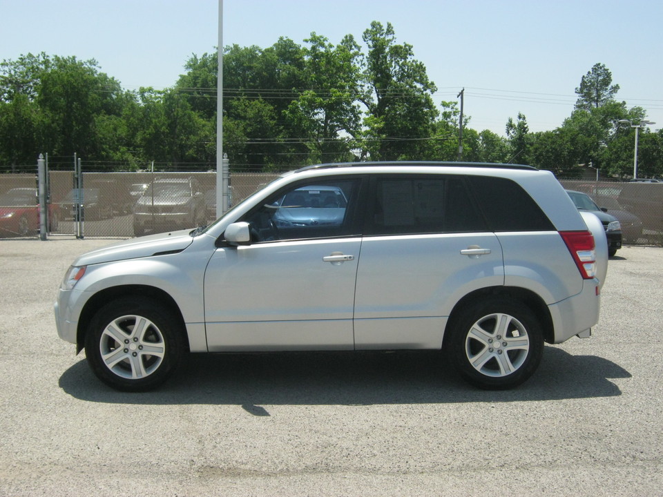 2008 Suzuki Grand Vitara Luxury 2WD