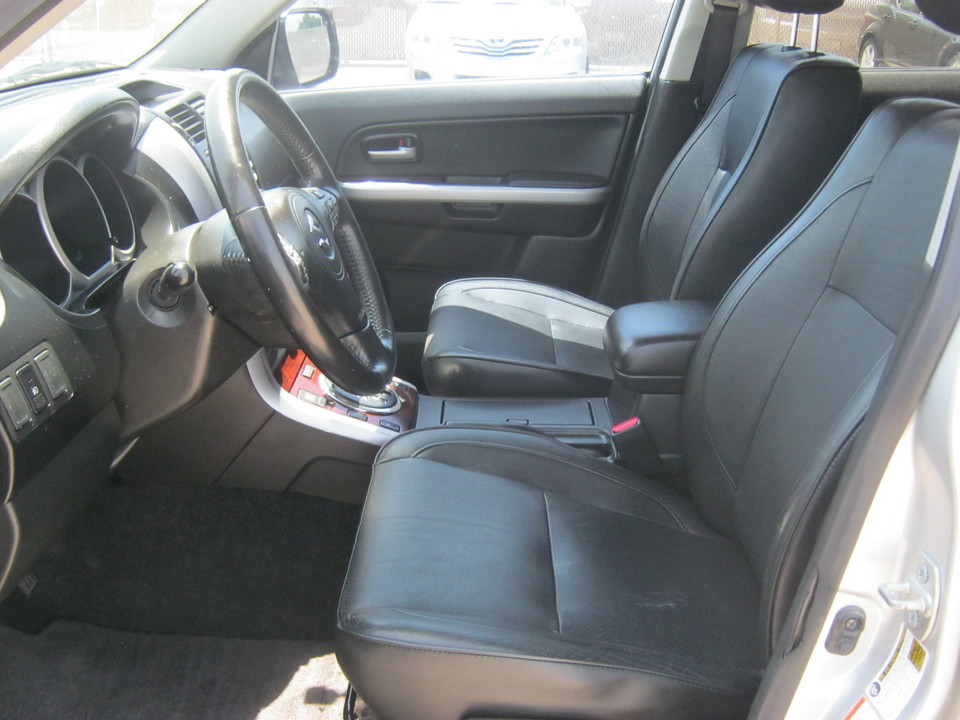 2008 Suzuki Grand Vitara Luxury 2WD