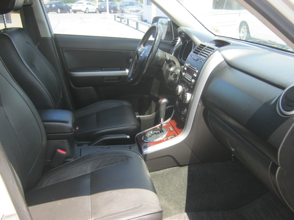 2008 Suzuki Grand Vitara Luxury 2WD