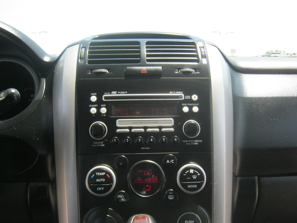 2008 Suzuki Grand Vitara Luxury 2WD