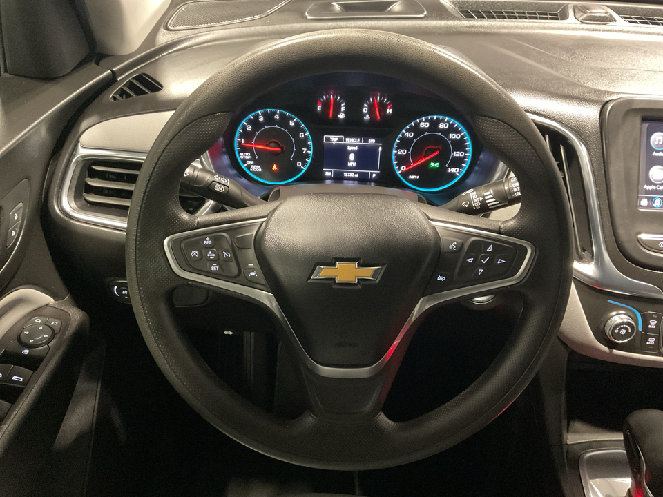 2022 Chevrolet Equinox LS 2WD