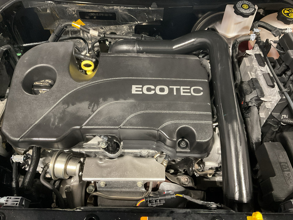 2022 Chevrolet Equinox LS 2WD