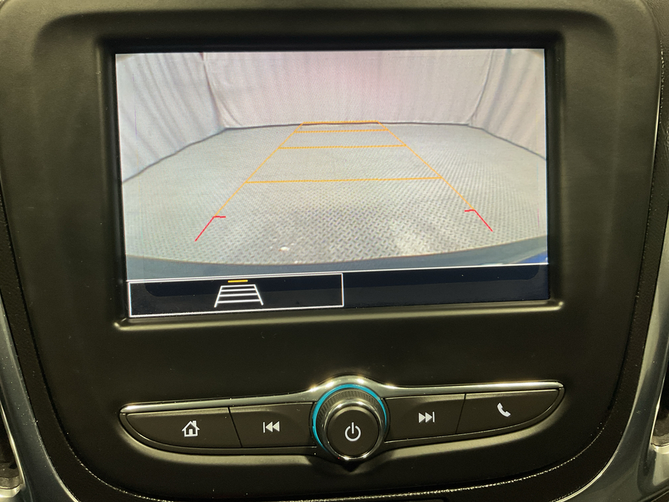 2022 Chevrolet Equinox LS 2WD