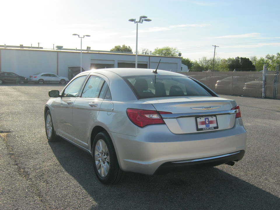 2012 Chrysler 200 LX