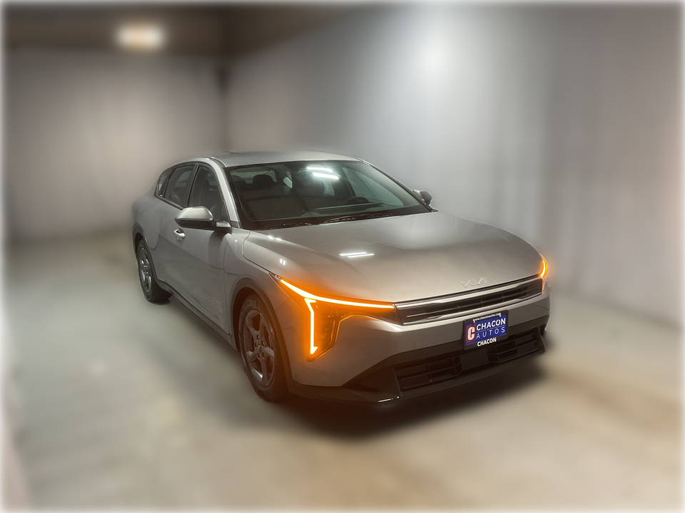 2025 Kia K4 LX