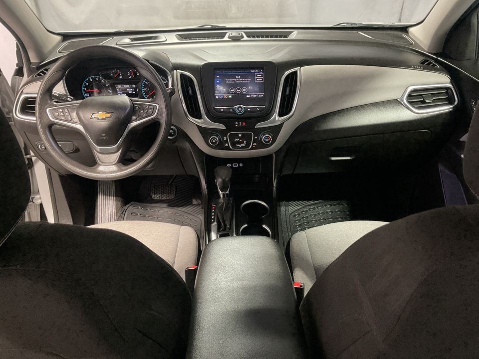 2022 Chevrolet Equinox LS 2WD