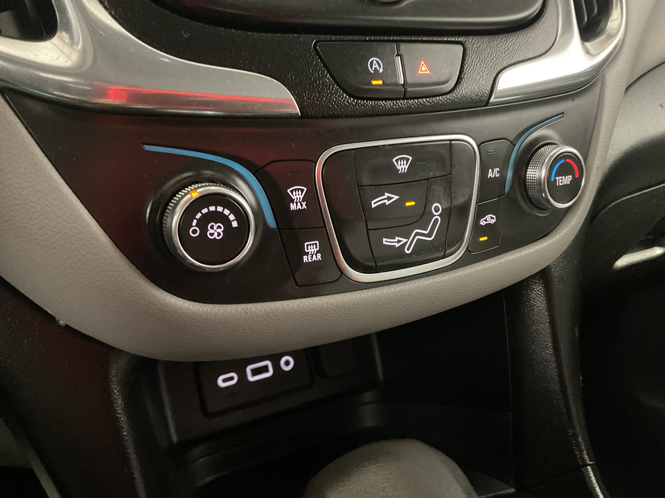 2022 Chevrolet Equinox LS 2WD