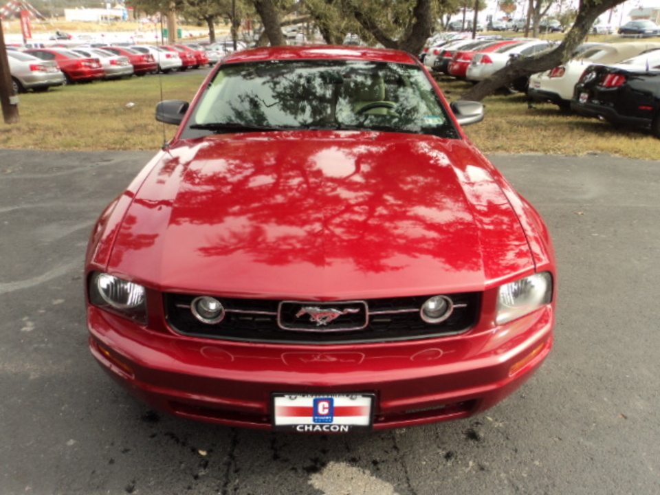2008 Ford Mustang V6 Deluxe Coupe