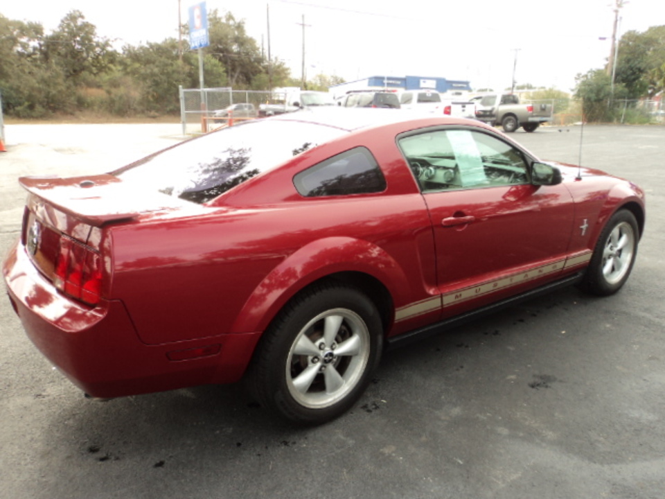 2008 Ford Mustang V6 Deluxe Coupe