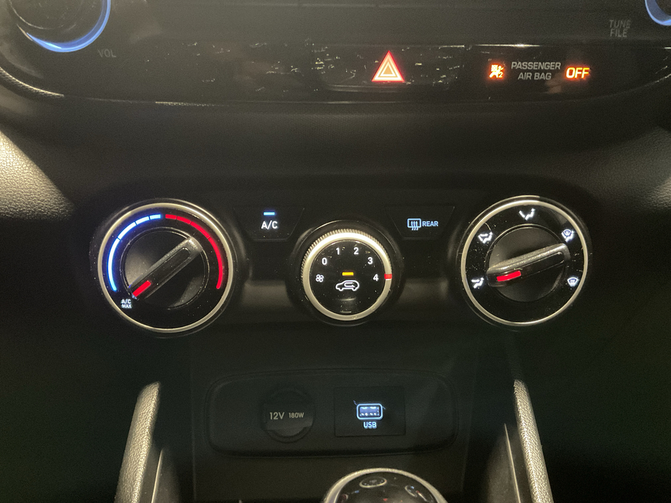 2021 Hyundai Venue SE