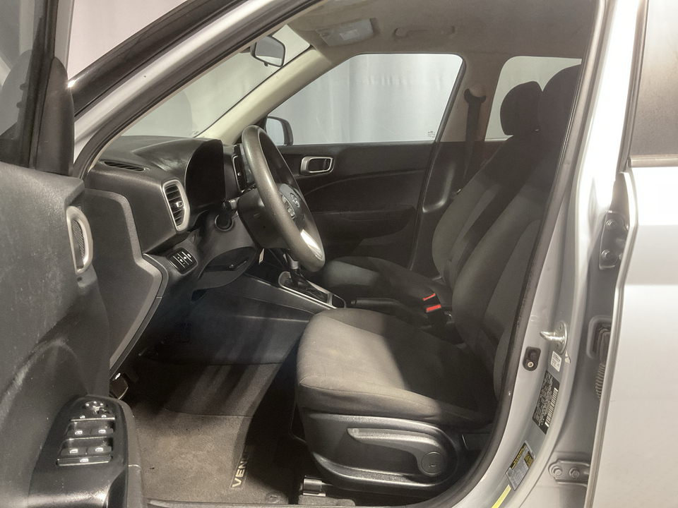 2021 Hyundai Venue SE