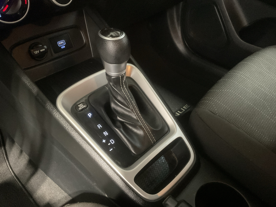 2021 Hyundai Venue SE