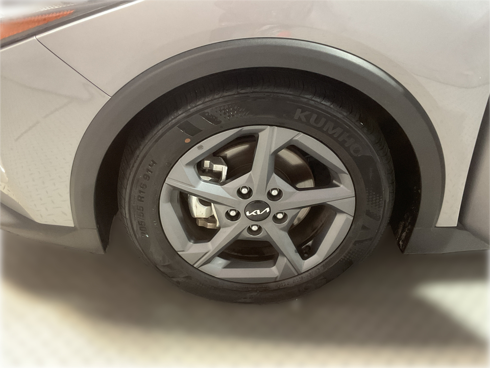 2025 Kia K4 LX