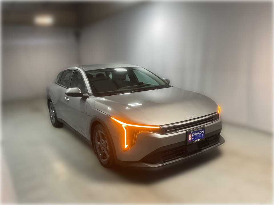 2025 Kia K4 LX