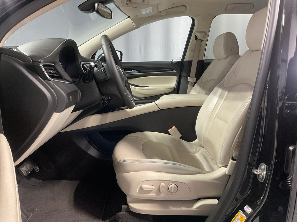 2023 Buick Enclave Essence FWD