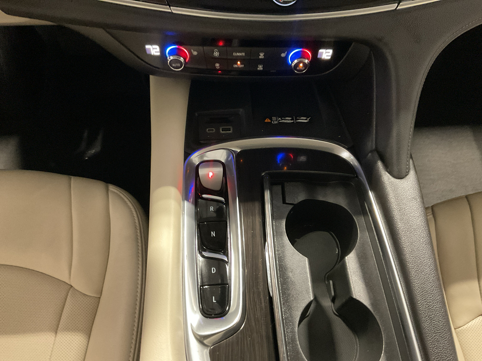 2023 Buick Enclave Essence FWD