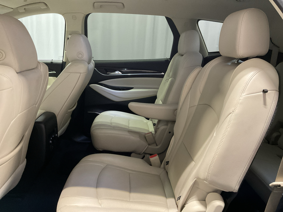 2023 Buick Enclave Essence FWD