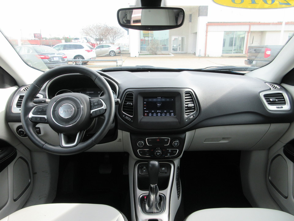 2018 Jeep Compass Latitude FWD