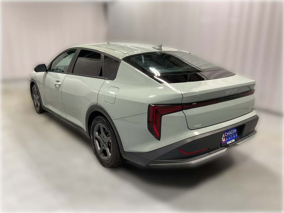2025 Kia K4 LX