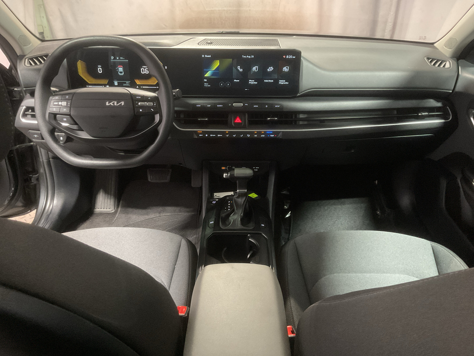 2025 Kia K4 LX