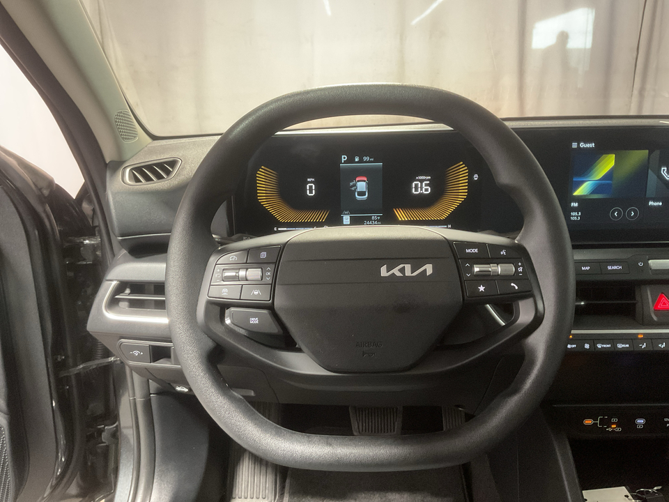 2025 Kia K4 LX