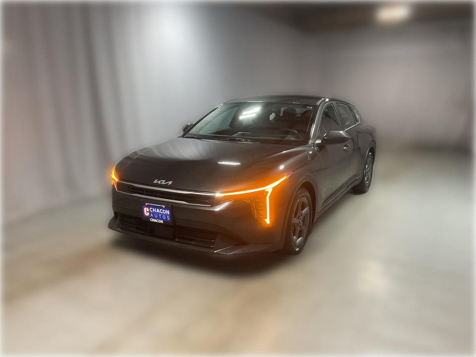 2025 Kia K4 LX