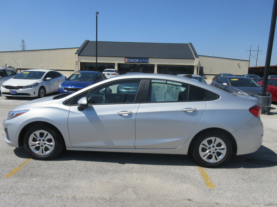 2019 Chevrolet Cruze LS