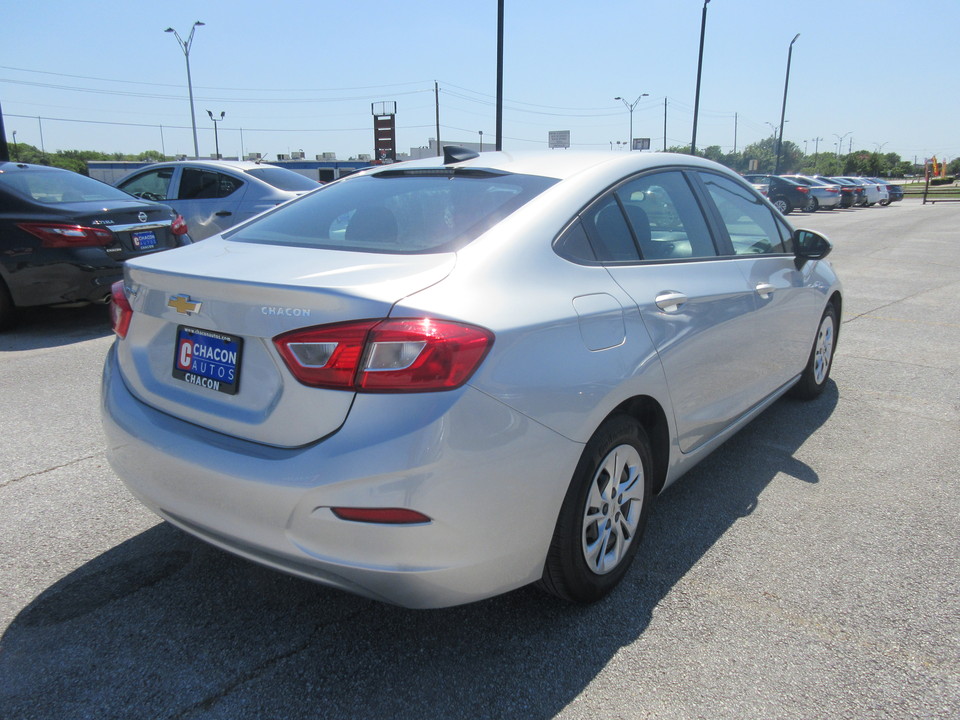 2019 Chevrolet Cruze LS