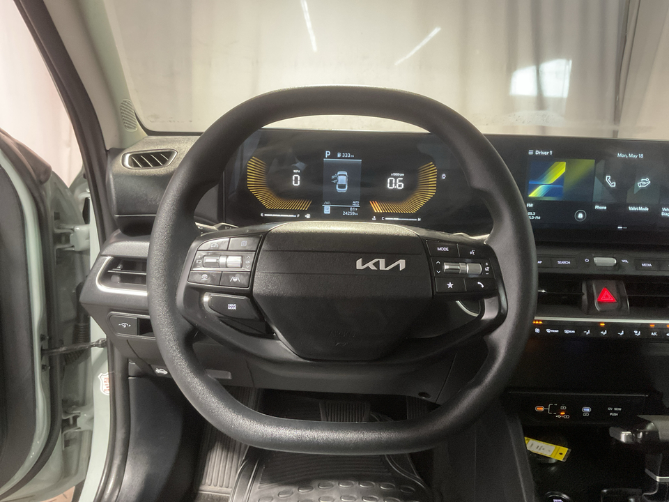 2025 Kia K4 LX