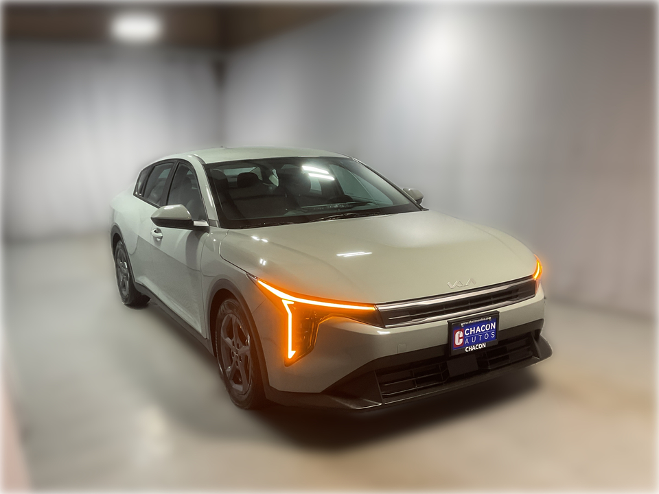 2025 Kia K4's photo