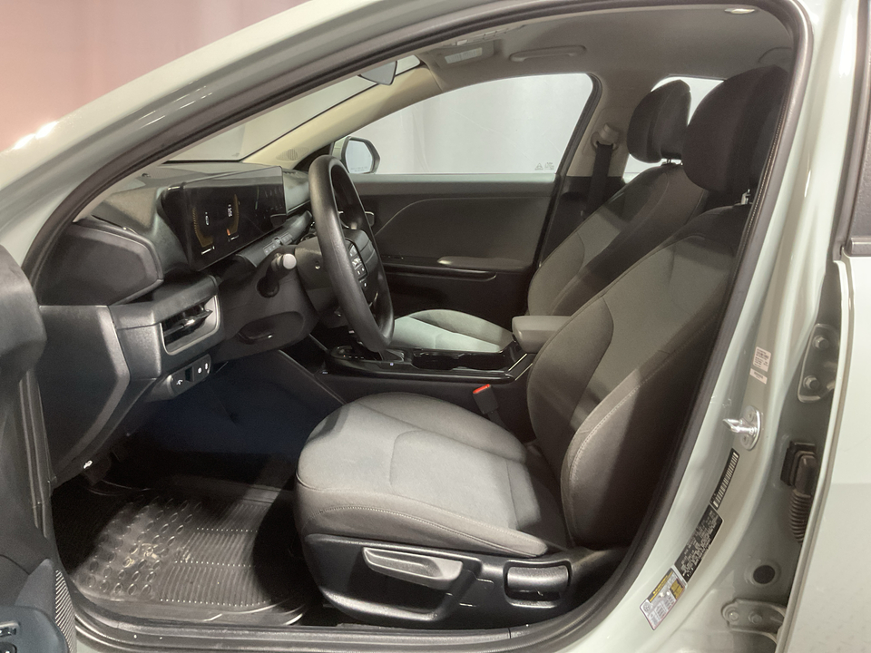 2025 Kia K4 LX