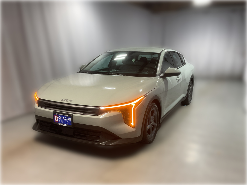 2025 Kia K4 LX