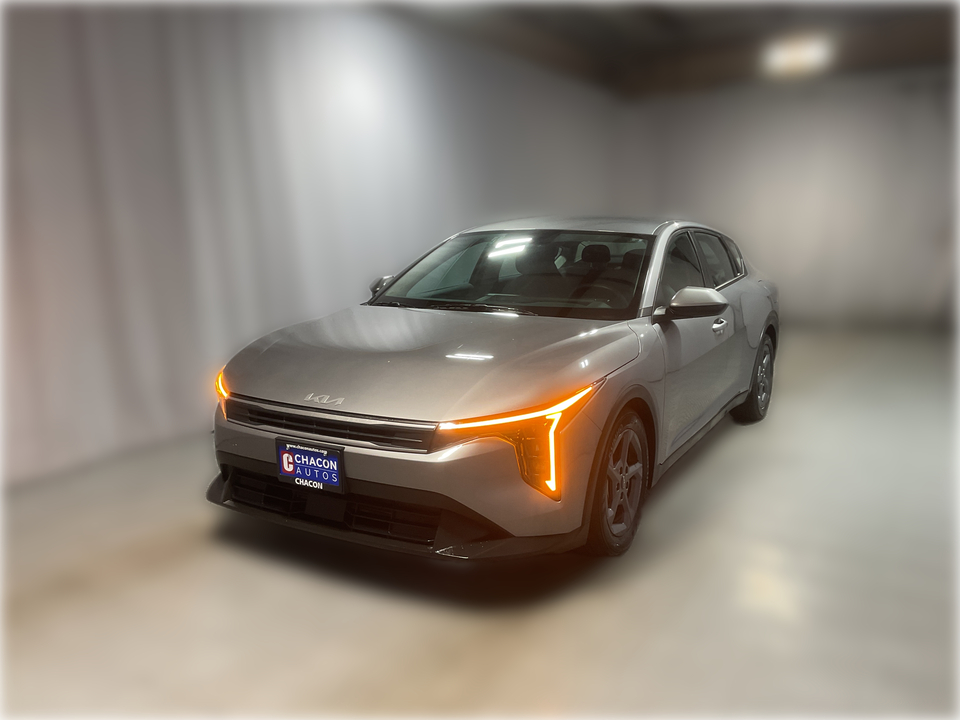 2025 Kia K4 LX