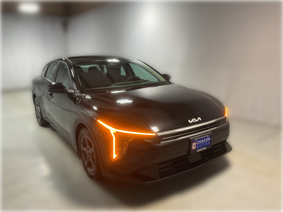 2025 Kia K4 LX