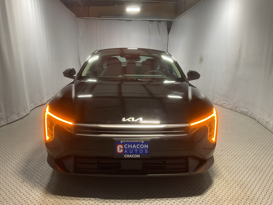 2025 Kia K4 LX