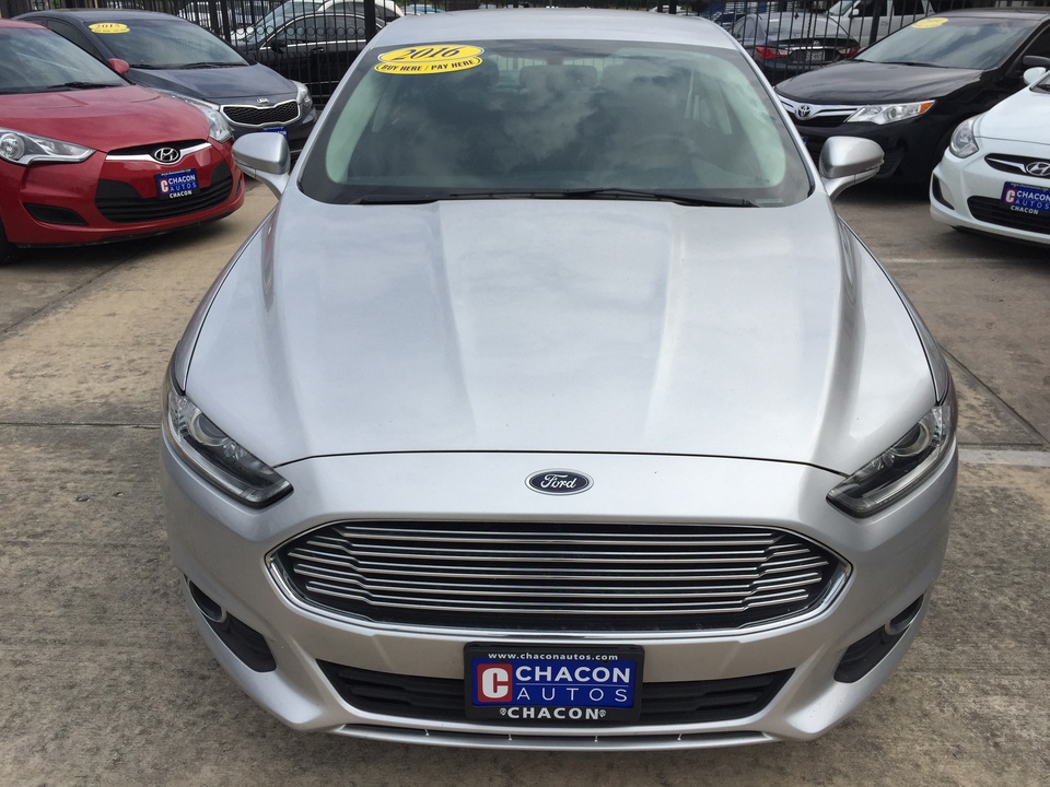 2016 Ford Fusion SE