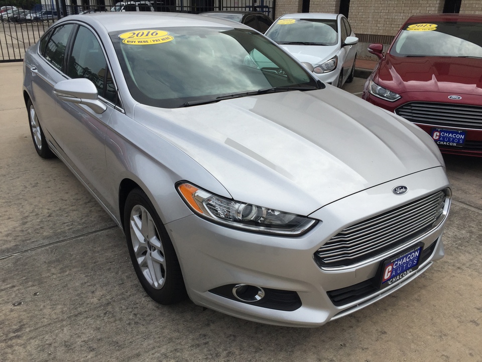 2016 Ford Fusion SE