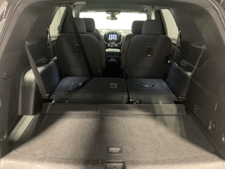 2023 Chevrolet Traverse LT Cloth FWD