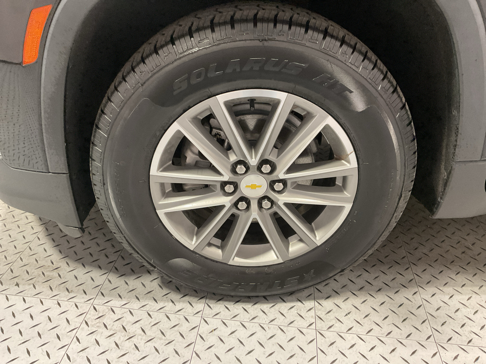 2023 Chevrolet Traverse LT Cloth FWD