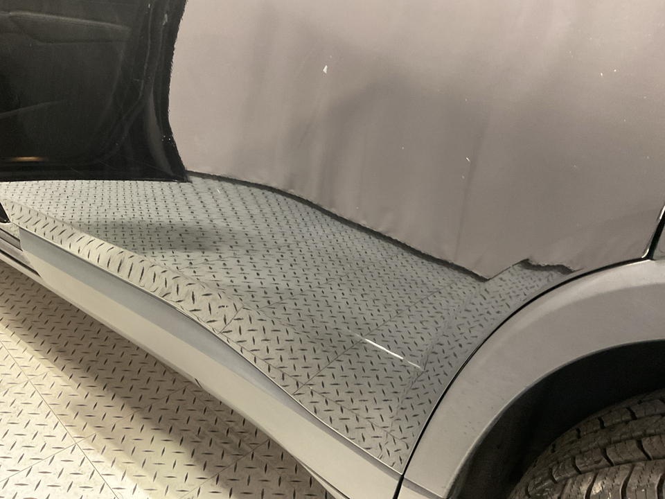 2023 Chevrolet Traverse LT Cloth FWD