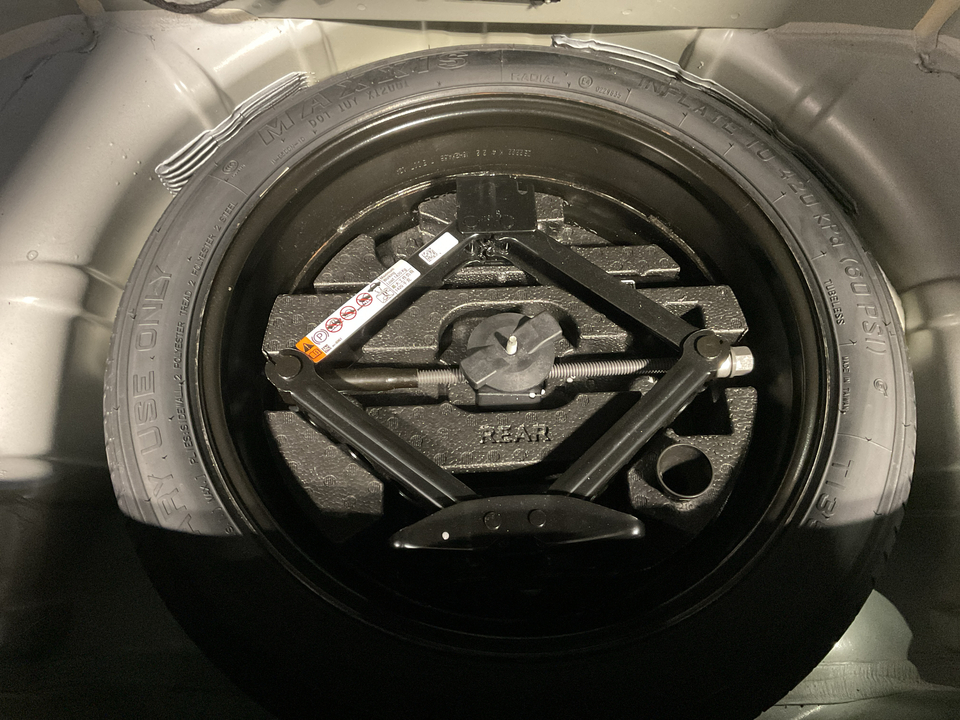 2023 Chevrolet Traverse LT Cloth FWD