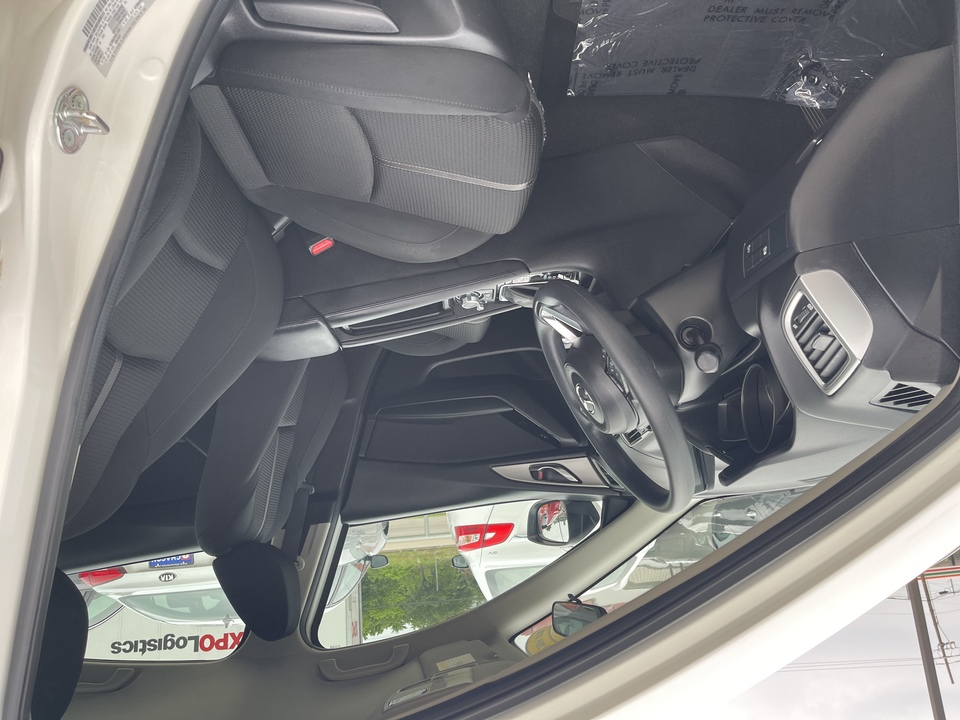 2017 Mazda MAZDA3 i Sport AT 4-Door