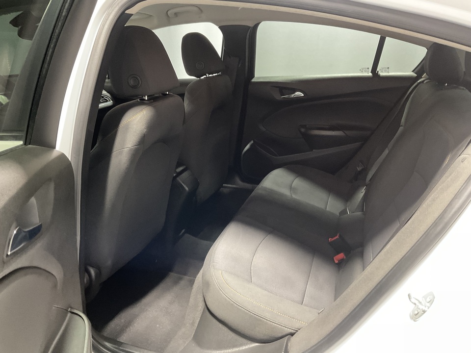 2018 Chevrolet Cruze LS Auto