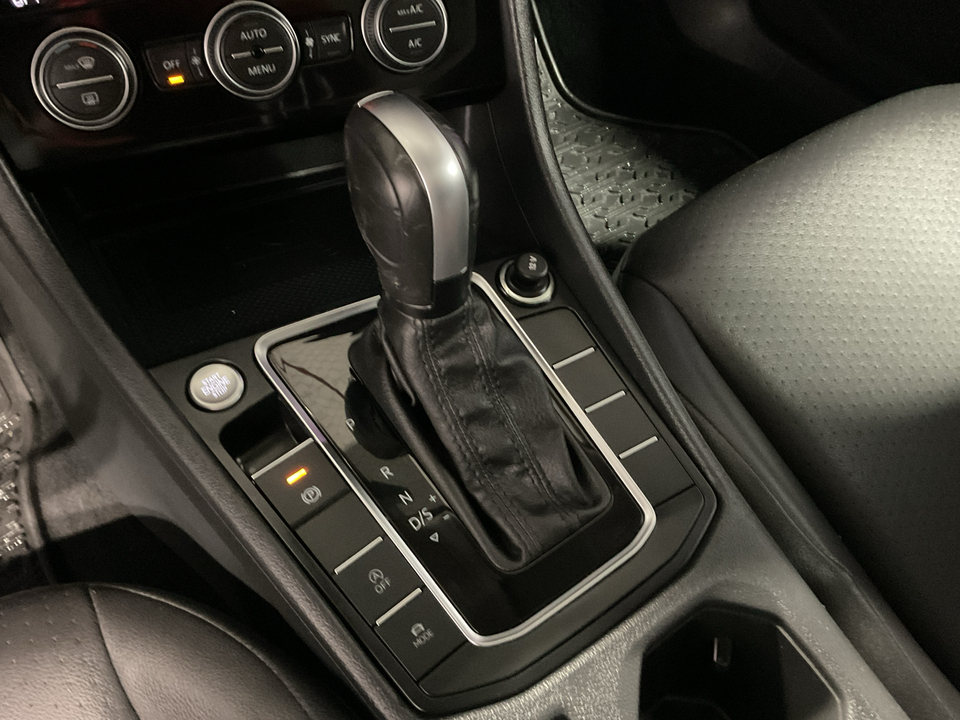 2020 Volkswagen Jetta 1.4T SEL 8A