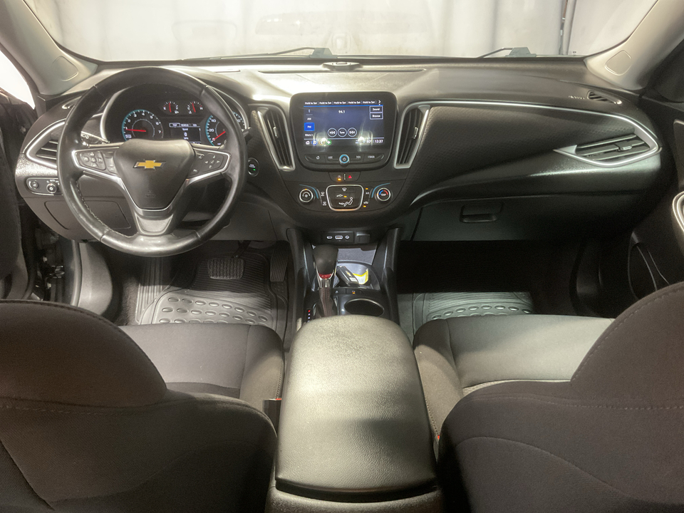 2025 Chevrolet Malibu RS