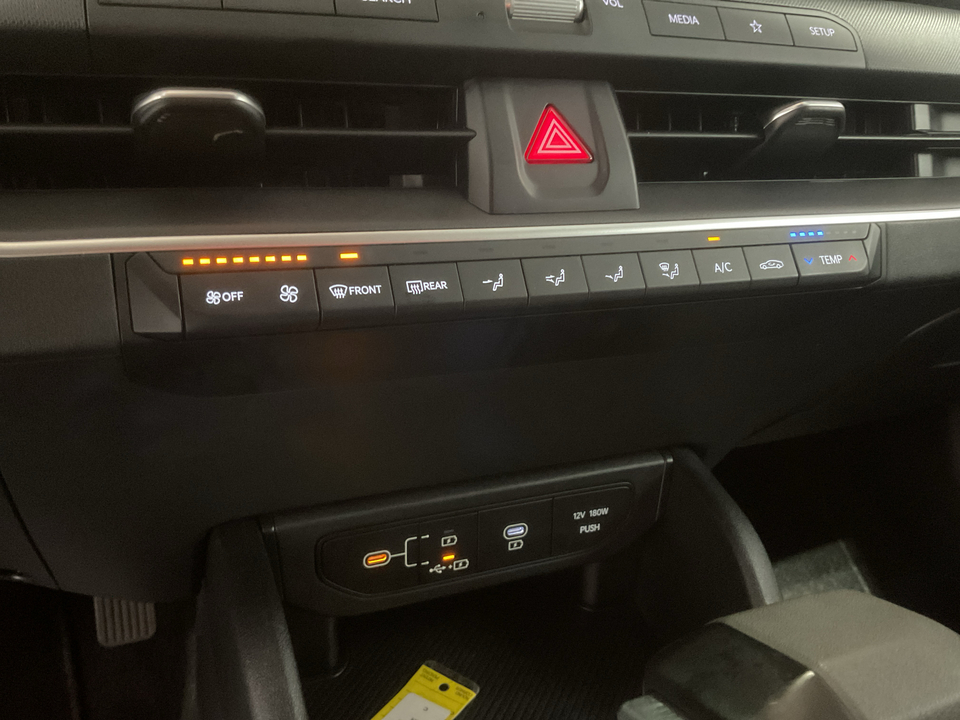 2025 Kia K4 LX