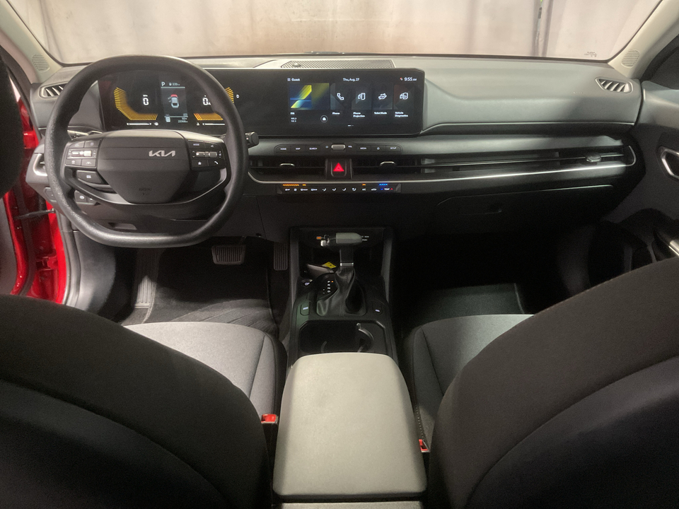 2025 Kia K4 LX