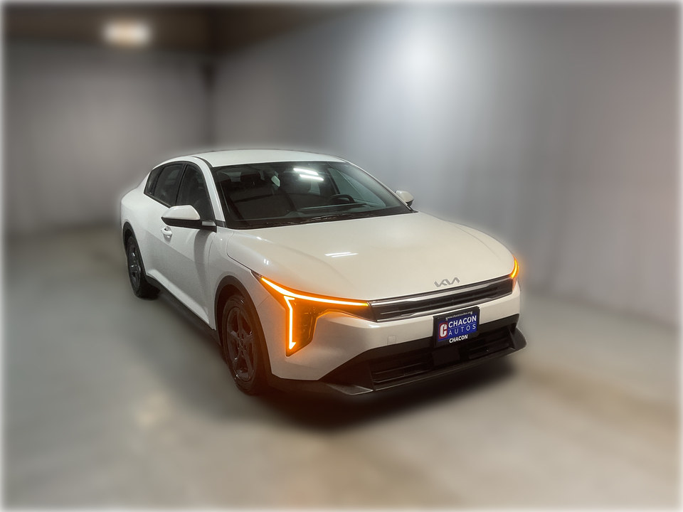 2025 Kia K4 LX